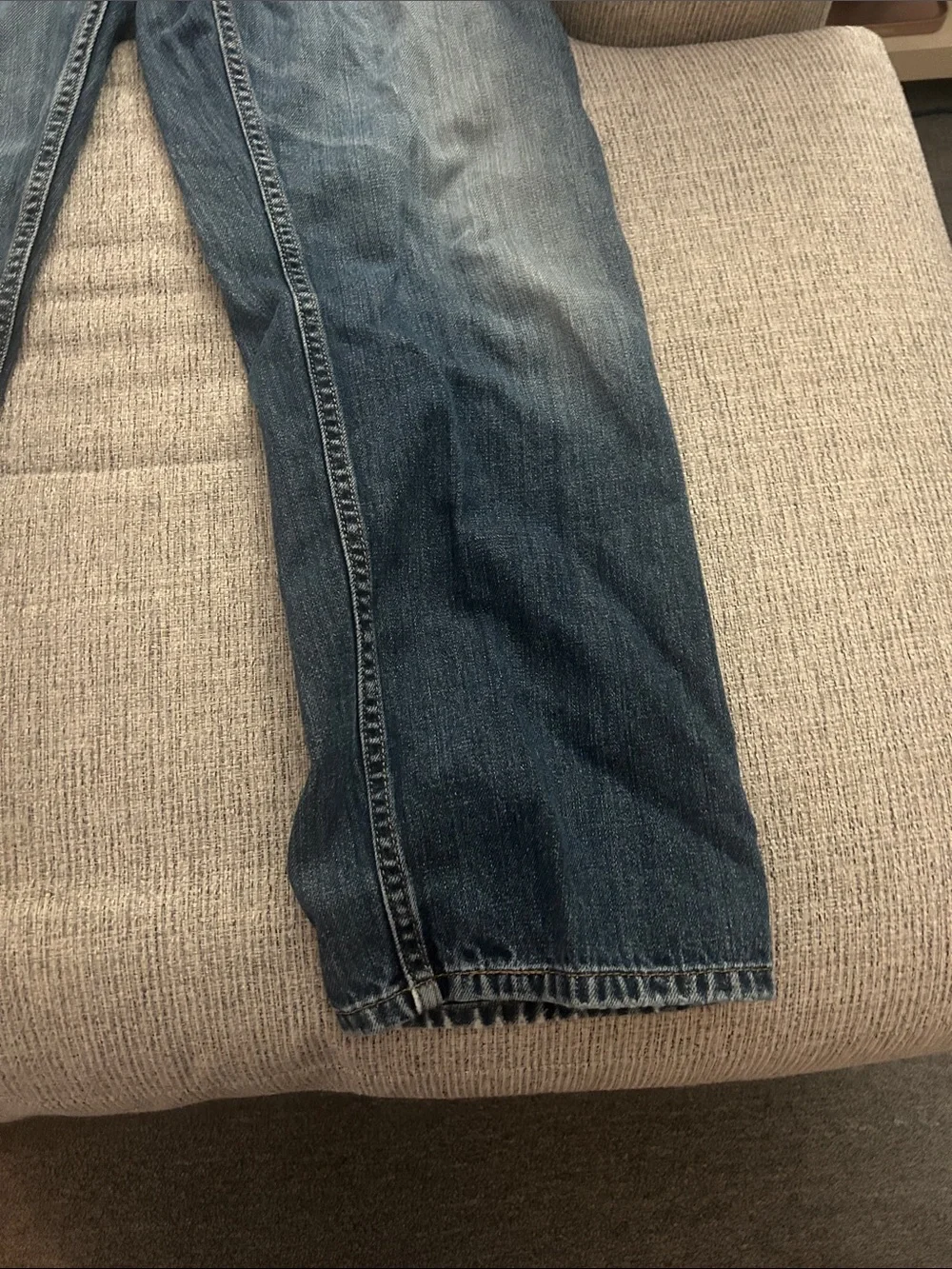 Levi's Men's Faded Blue Relaxed Jeans